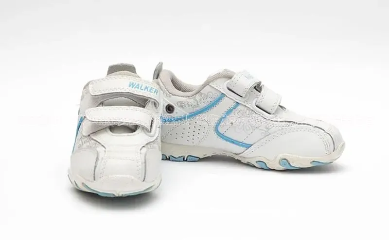 网运动鞋：2025新款男款潮流爆品！带你体验未来科技与时尚的完美结合